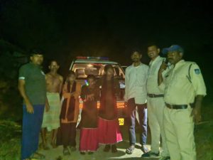 गरबा देखने आई तीन नाबालिग बच्चियों को नानपुर पुलिस ने सकुशल परिजनों से मिलाया