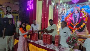 गरबा महोत्सव में प्रतिभाओं का सम्मान, विभिन्न वर्गों के विजेताओं को किया पुरस्कृत
