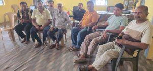नवरात्रि की पंचमी तिथि पर अंबे माता को चुनरी चढ़ाने के लिए बैठक में बनाई रूपरेखा