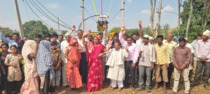 विधायक सेना पटेल ने किया 6 लाख की लागत वाली विद्युत डीपी का शुभारंभ
