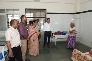 मुख्यमंत्री जन-विश्वास अभियान अंतर्गत महिला एवं बाल विकास मंत्री निर्मला भूरिया ने सामुदायिक स्वास्थ्य केंद्र पिटोल बड़ी का किया औचक निरीक्षण